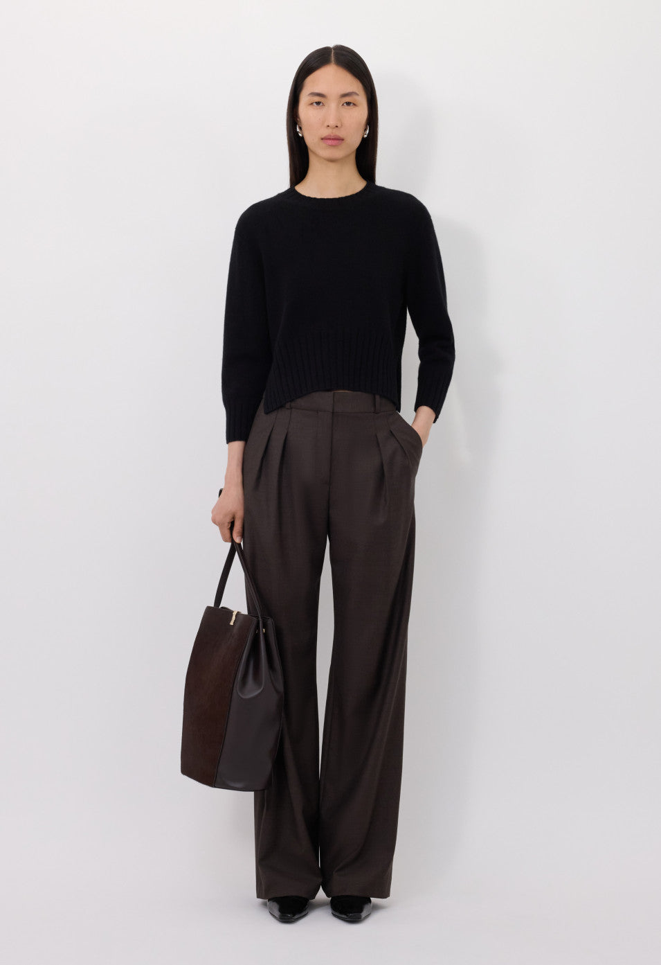 Mora LDS Cashmere Sweater in Black